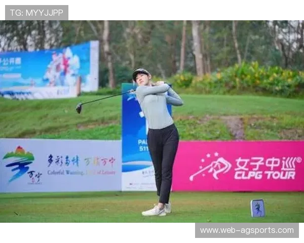 胡婧首轮6鸟1柏忌，推杆出色坦言“整体真的很幸运”